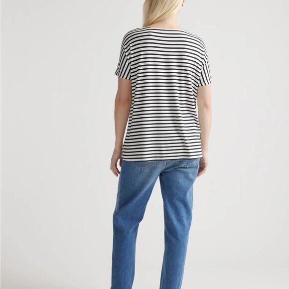 Quince Striped Women's Tops 2 pack Black/White size L NWT in packaging - Picture 5 of 16